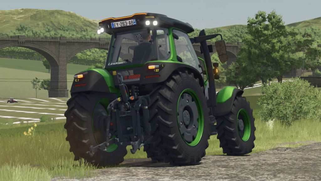 image-1665-1024x576 Lindner Lintrac 130 (Multicolor)