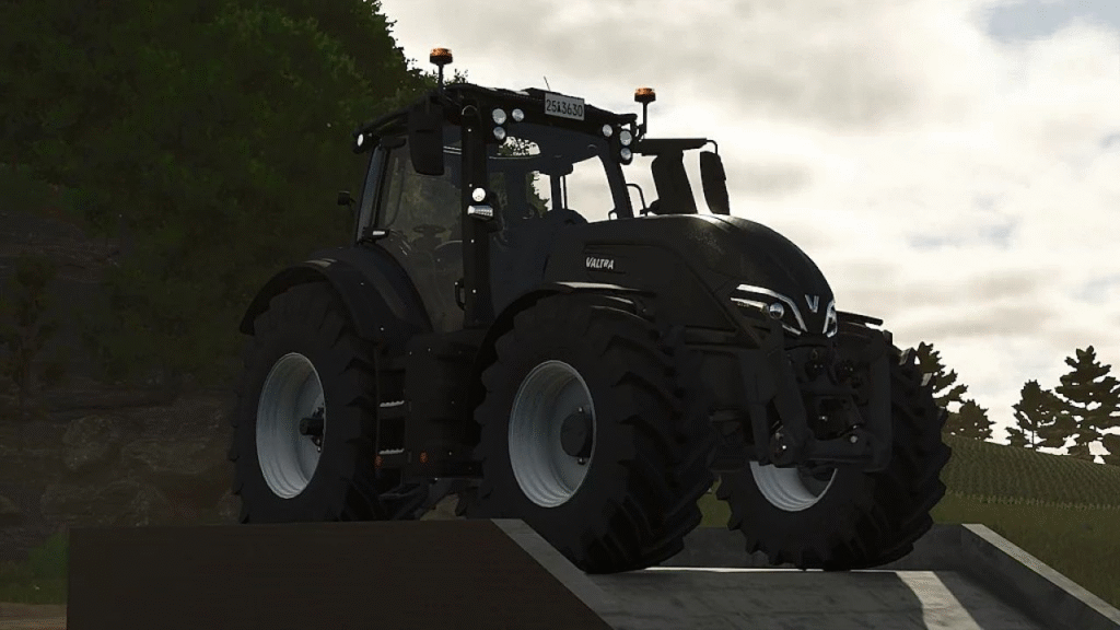 image-2078-1024x576 Valtra Q Series Rust Edition
