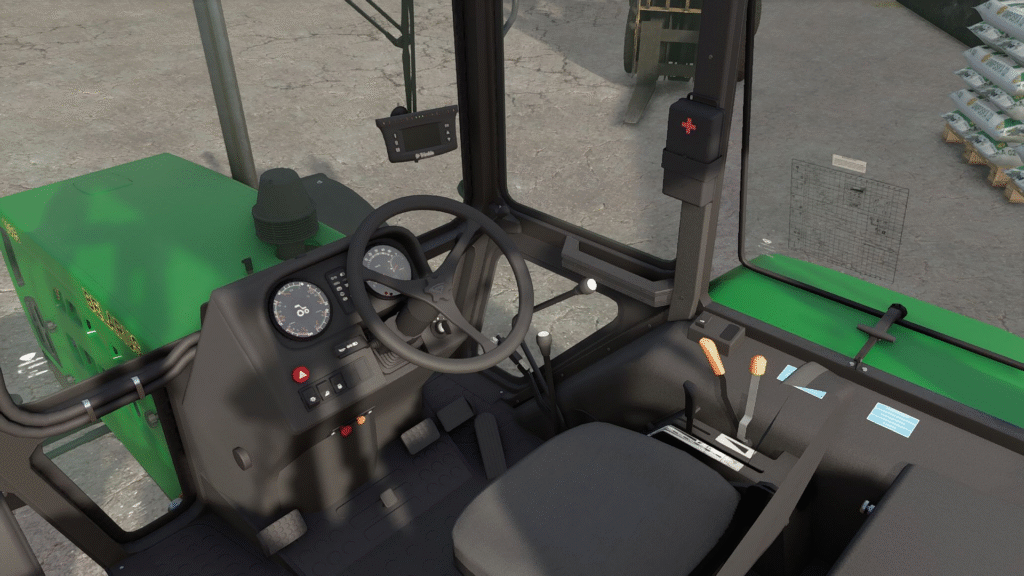 image-1704-1024x576 MTZ 820-1025 Plastic